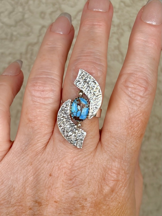 Artisan Jewelry - 925 Sterling Silver Golden Hills Turquoise Stone Ring